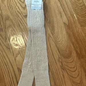 Pudus Women's Cream Cable Knit Socks